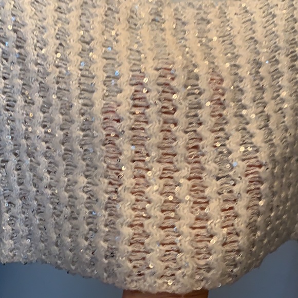 Knitted white sequin miniskirt!! - Picture 4 of 4